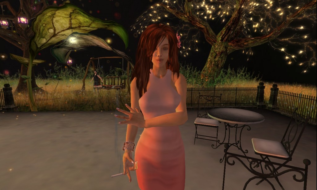 Thinking about what to wear_002